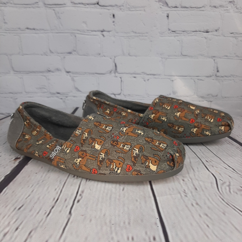 Bobs for Dogs Skechers Puppy/Cat Love Loafers  slip on 9